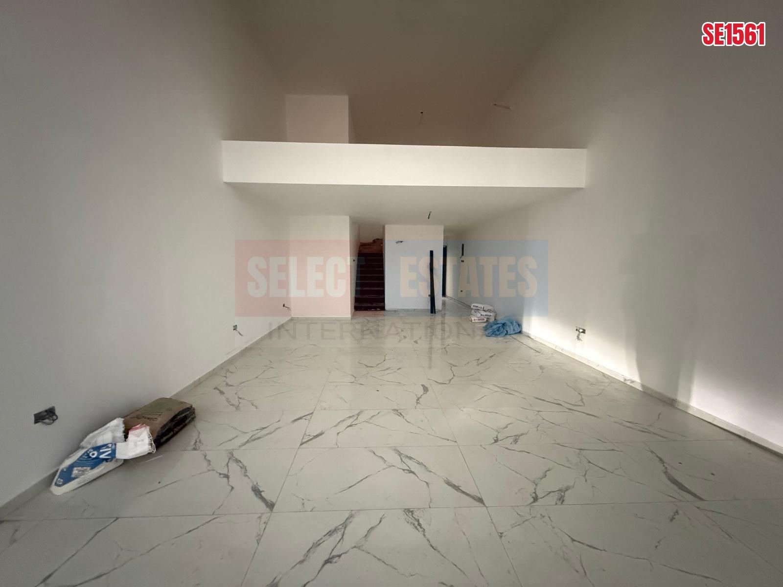 SE1561_0b3f456c56ff Spacious Shop, Catalkoy, North Cyprus Properties for Rent