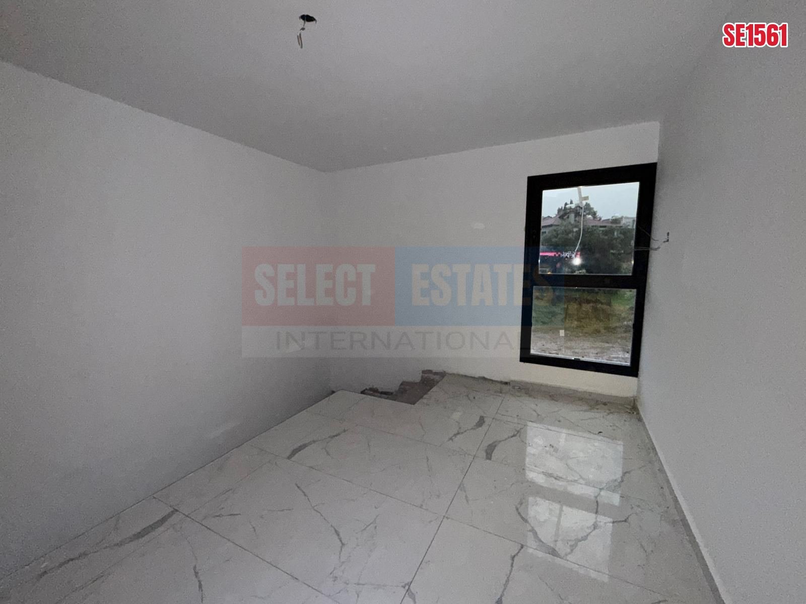 SE1561_52bd8ef1a23d Spacious Shop, Catalkoy, North Cyprus Properties for Rent