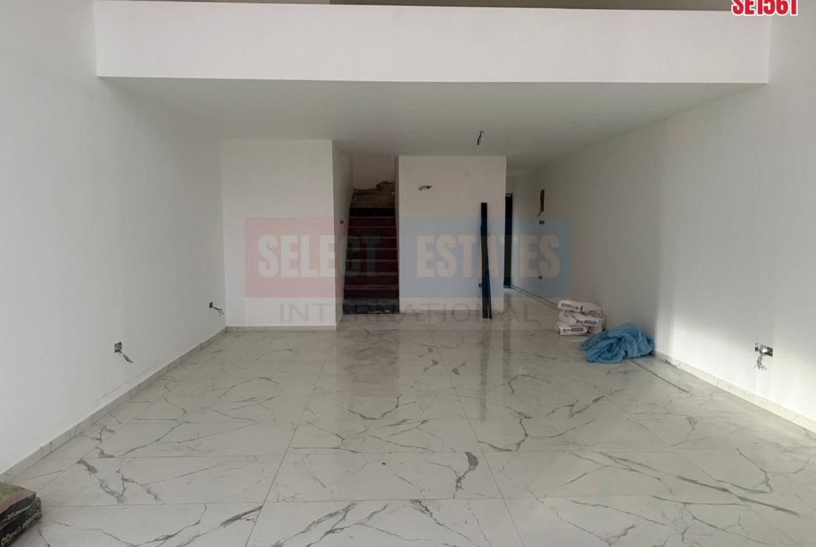 Spacious Shop, Catalkoy, North Cyprus Properties for Rent