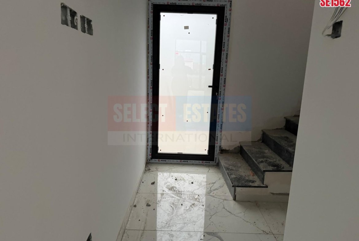 Spacious Shop, Catalkoy, North Cyprus Properties for Rent