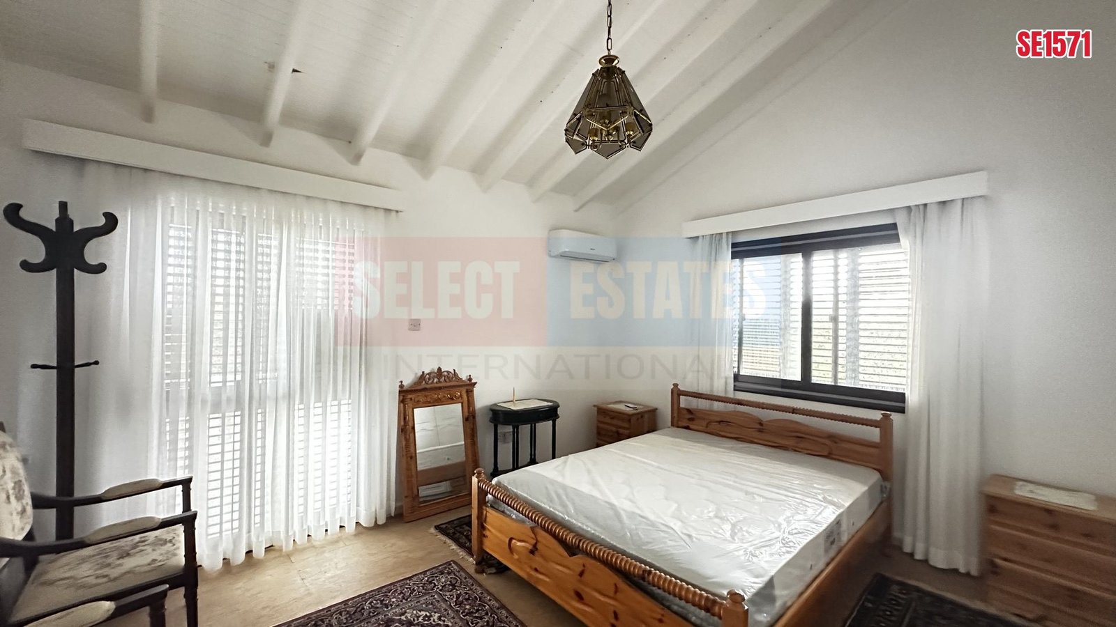 SE1571_3aa69267a1b7 Key Ready Villa, Alsancak, Kyrenia, North Cyprus Properties for Sale