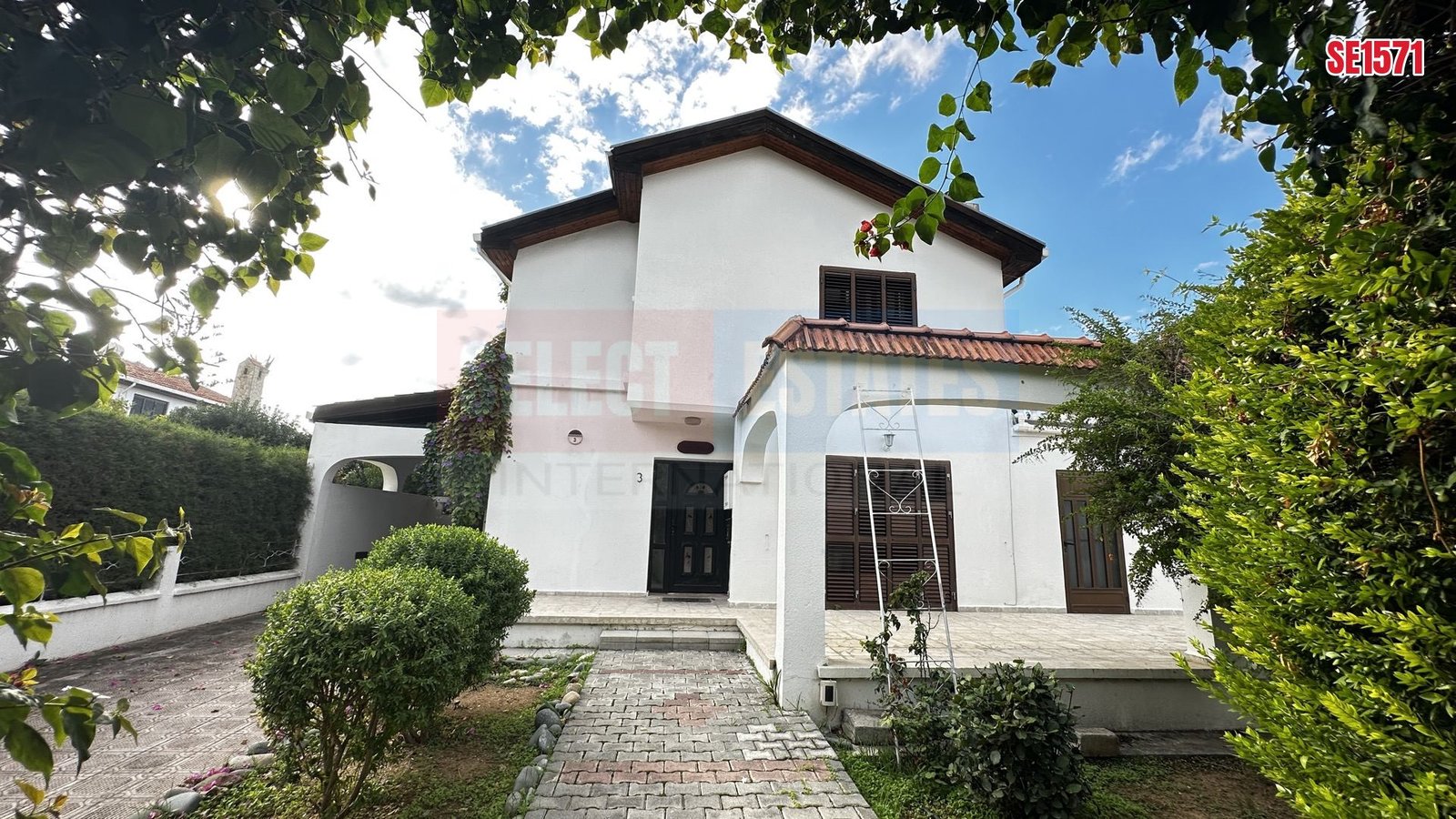 SE1571_f64342a21180 Key Ready Villa, Alsancak, Kyrenia, North Cyprus Properties for Sale