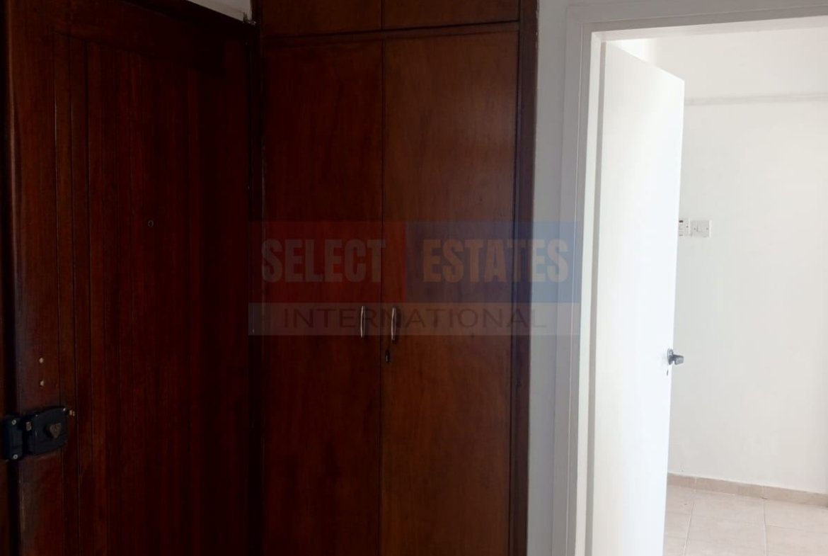 Central Office, Koskluciftlik, Lefkosa, North Cyprus Properties for Rent