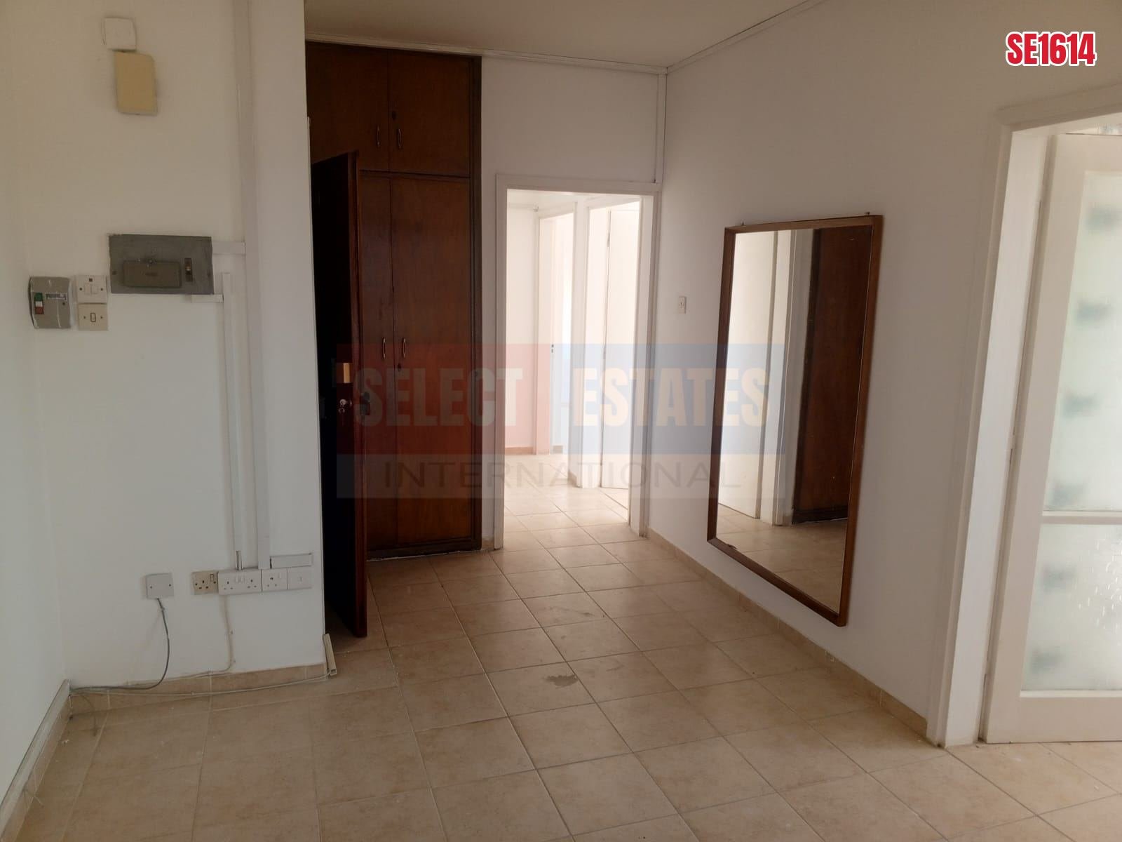 SE1614_4d14975f99db Central Office, Koskluciftlik, Lefkosa, North Cyprus Properties for Rent