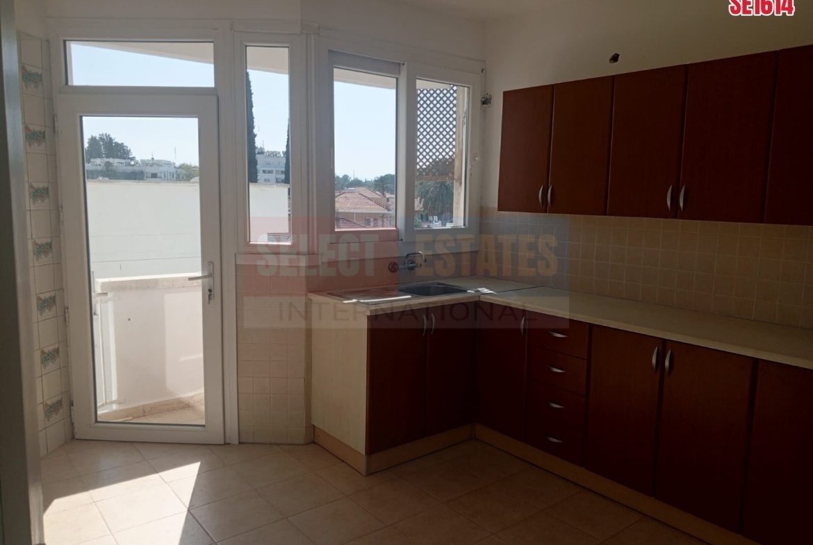 Central Office, Koskluciftlik, Lefkosa, North Cyprus Properties for Rent